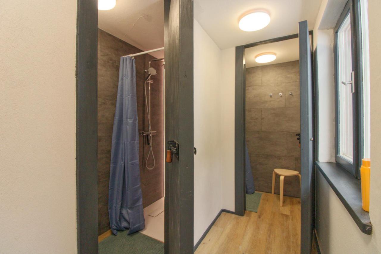 Backyard Mountain Hostel Mayrhofen Εξωτερικό φωτογραφία