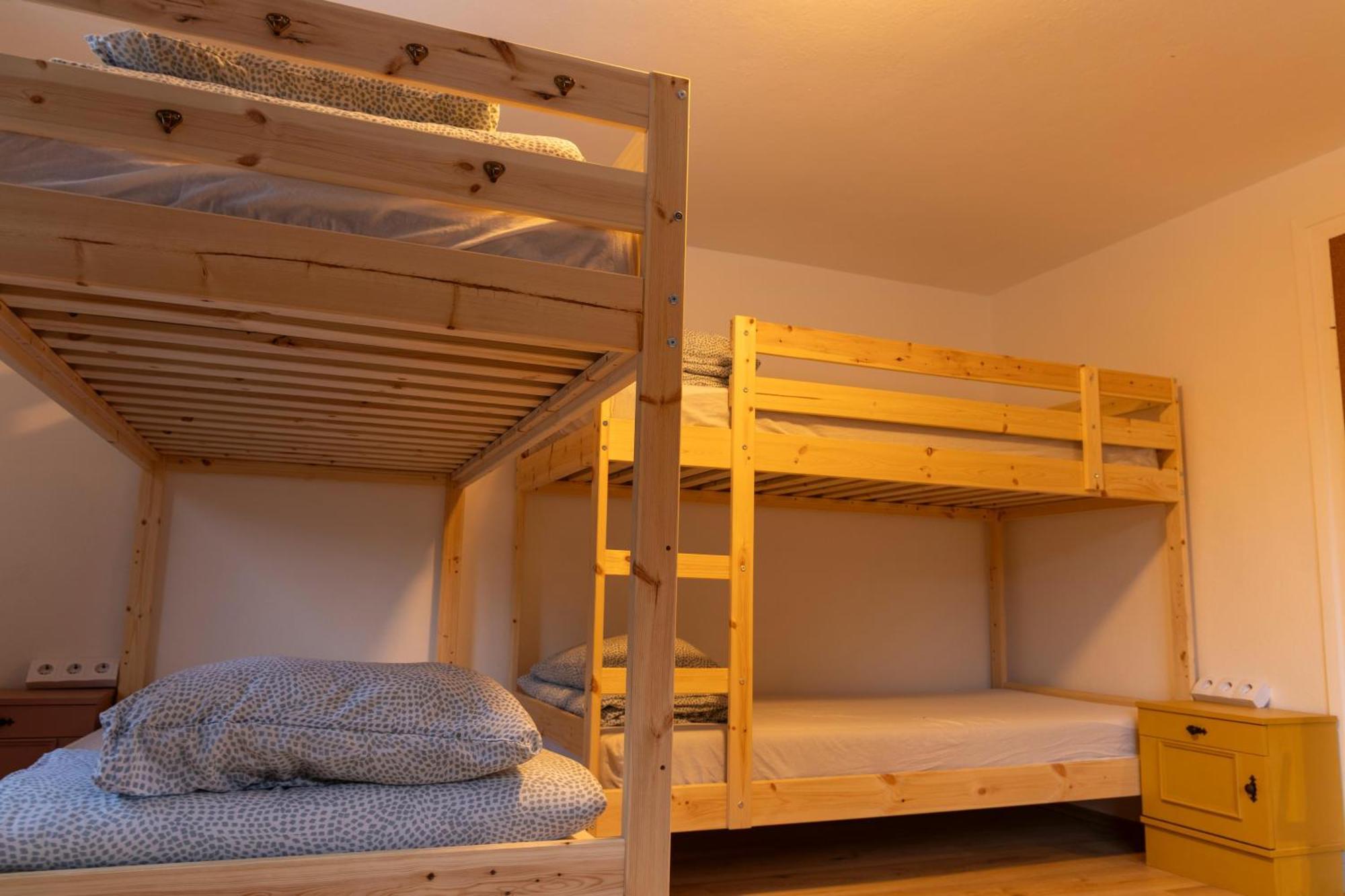 Backyard Mountain Hostel Mayrhofen Εξωτερικό φωτογραφία