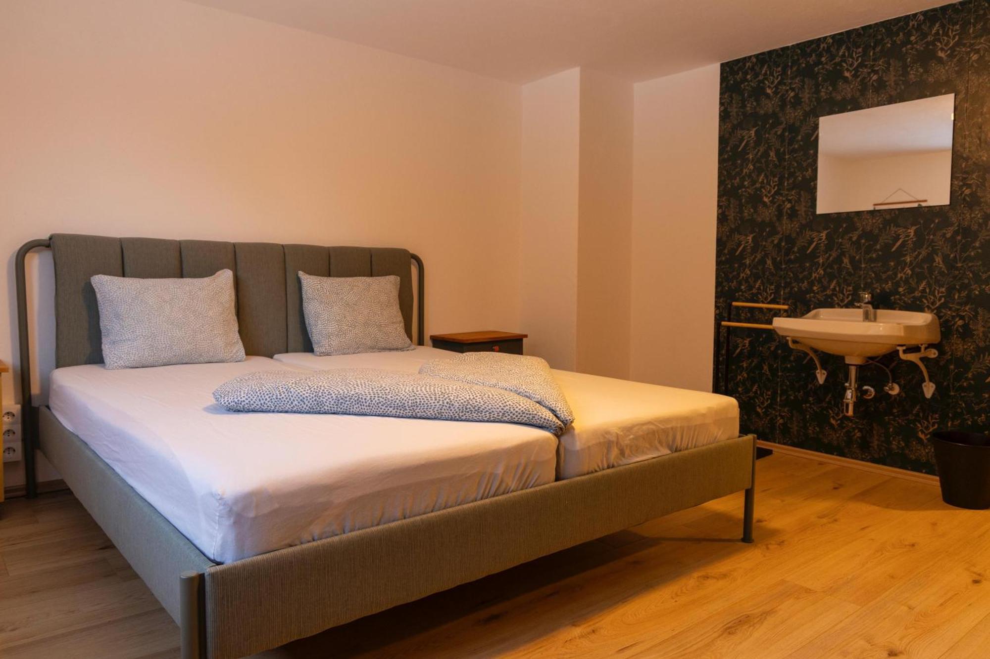 Backyard Mountain Hostel Mayrhofen Εξωτερικό φωτογραφία